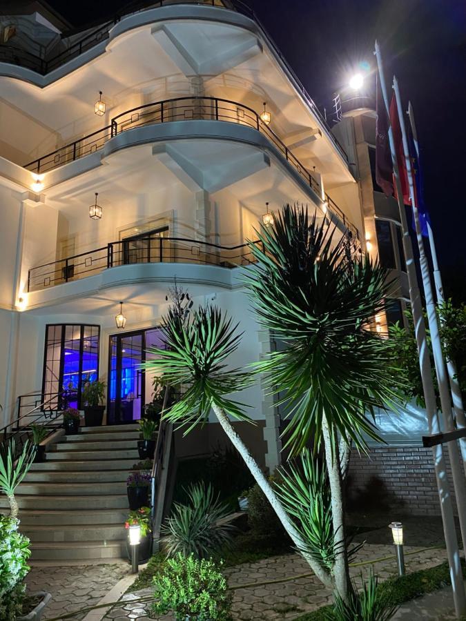 Garden Boutique Hotel Elbasan Dış mekan fotoğraf